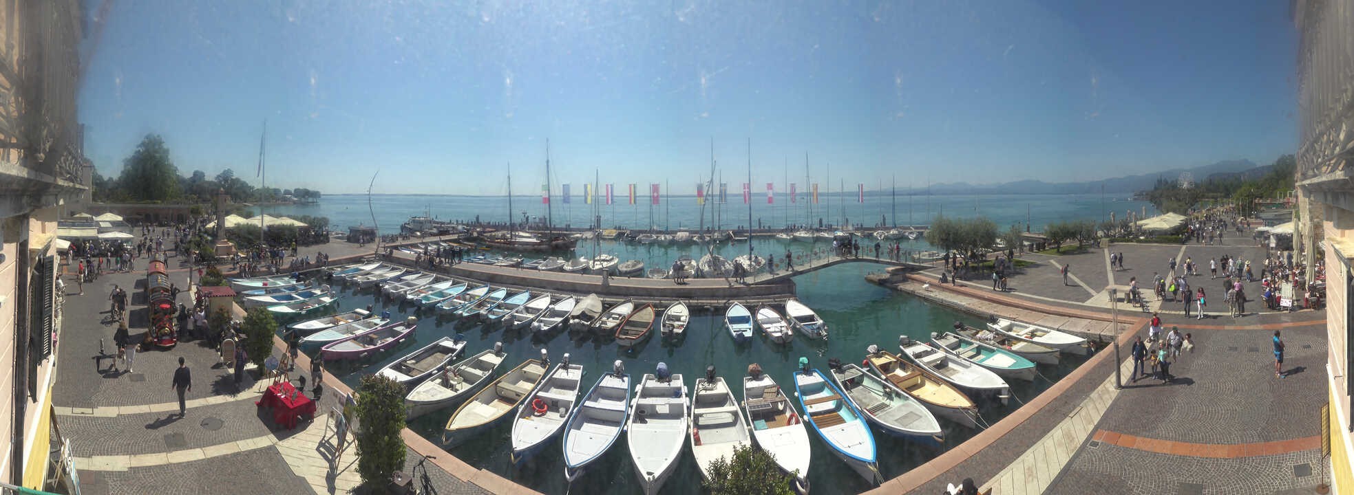 Archived image Webcam Lago di Garda - Harbour of Bardolino