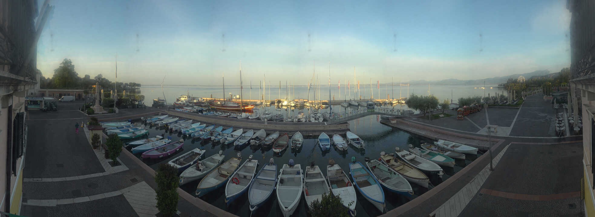 Archived image Webcam Lago di Garda - Harbour of Bardolino