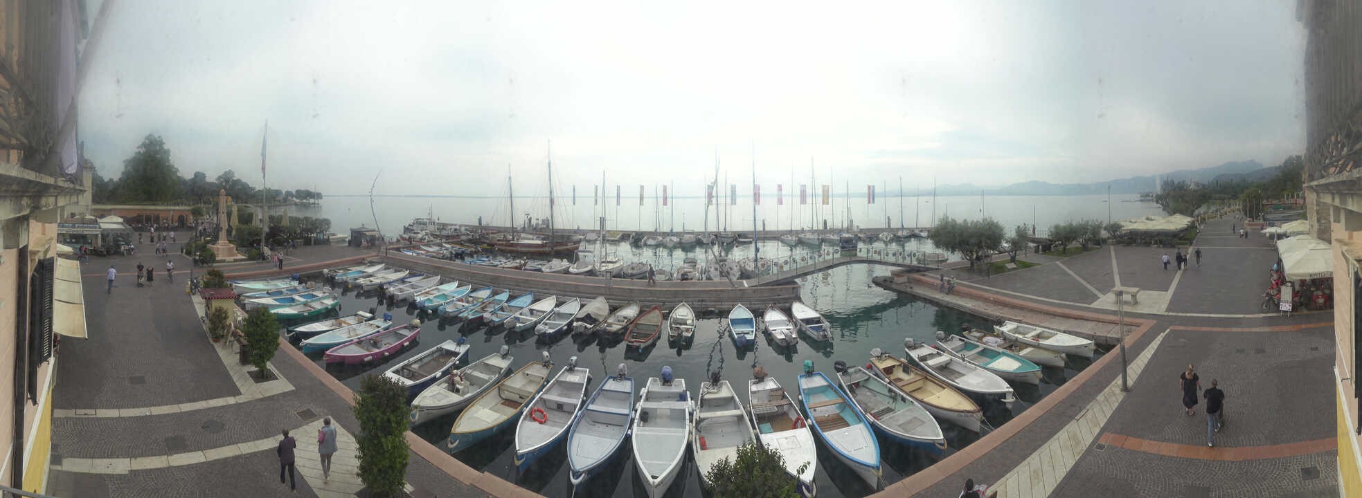 Archived image Webcam Lago di Garda - Harbour of Bardolino