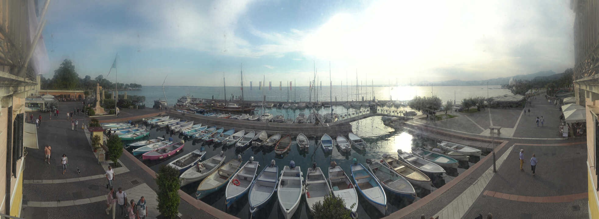Archived image Webcam Lago di Garda - Harbour of Bardolino