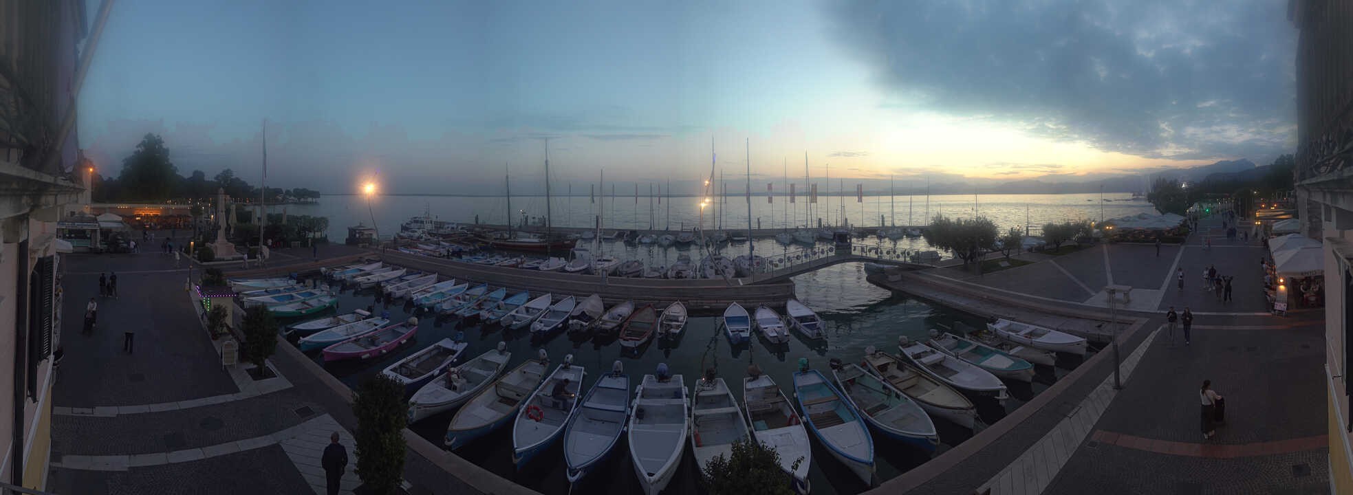 Archived image Webcam Lago di Garda - Harbour of Bardolino
