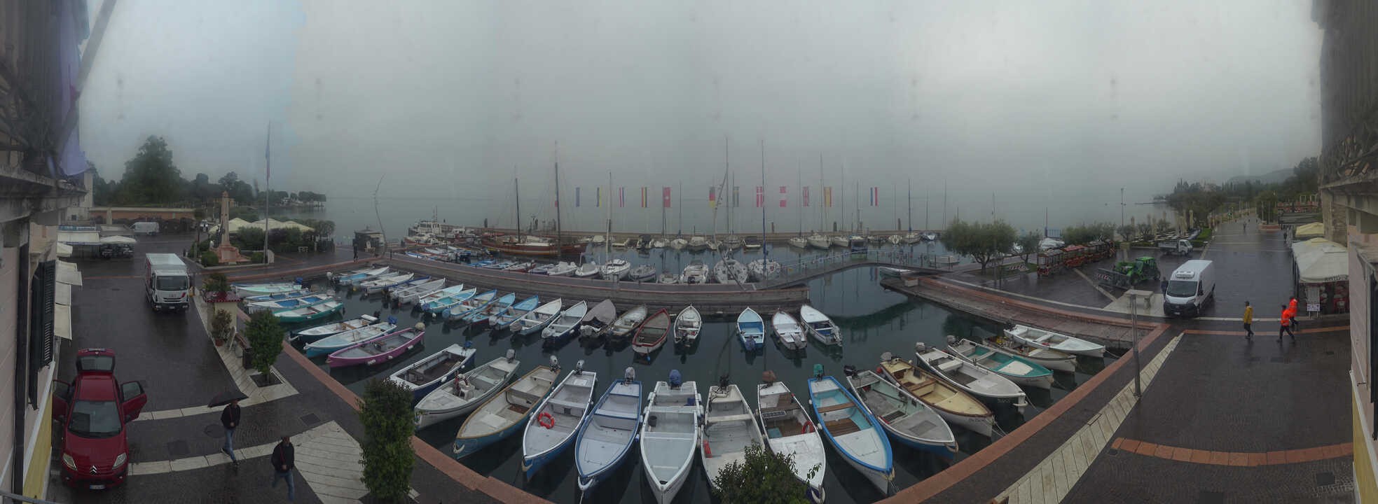 Archiv Foto Webcam Gardasee - Bardolino Hafen