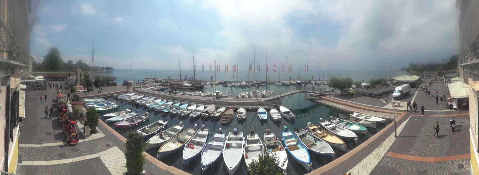 Archiv Foto Webcam Gardasee - Bardolino Hafen