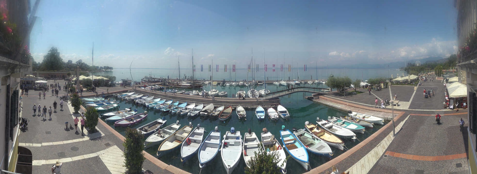 Archived image Webcam Lago di Garda - Harbour of Bardolino