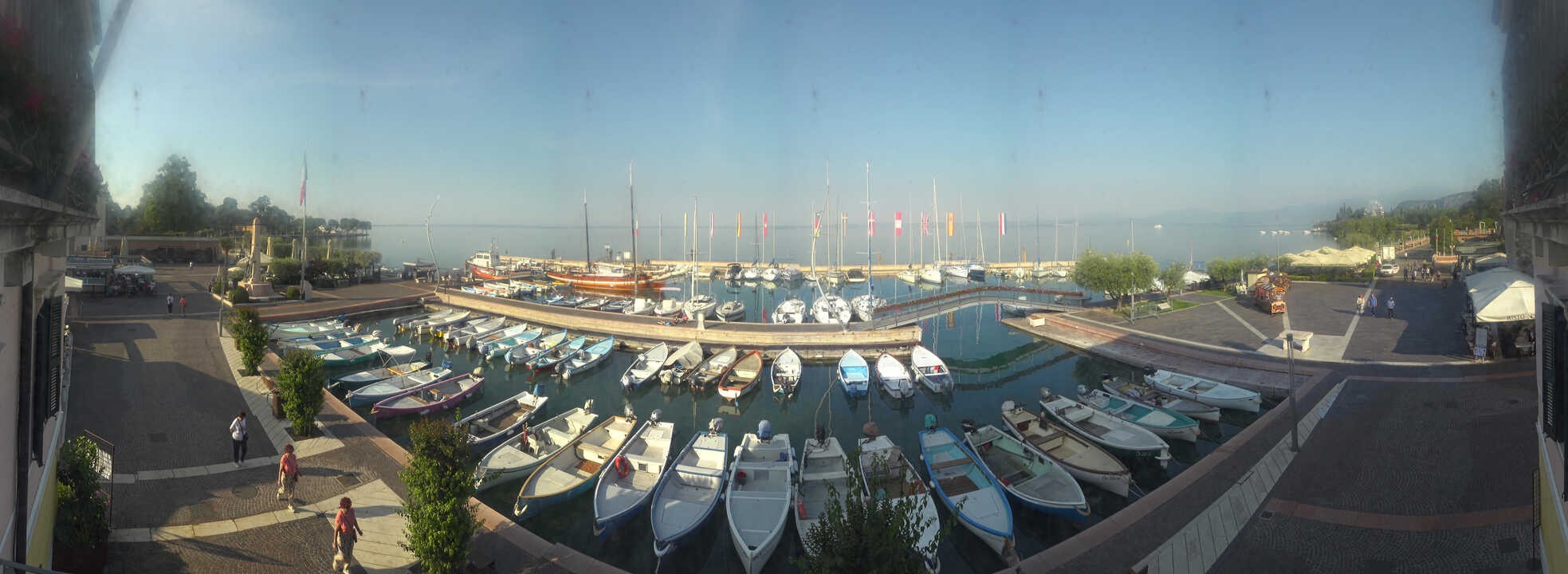 Archived image Webcam Lago di Garda - Harbour of Bardolino