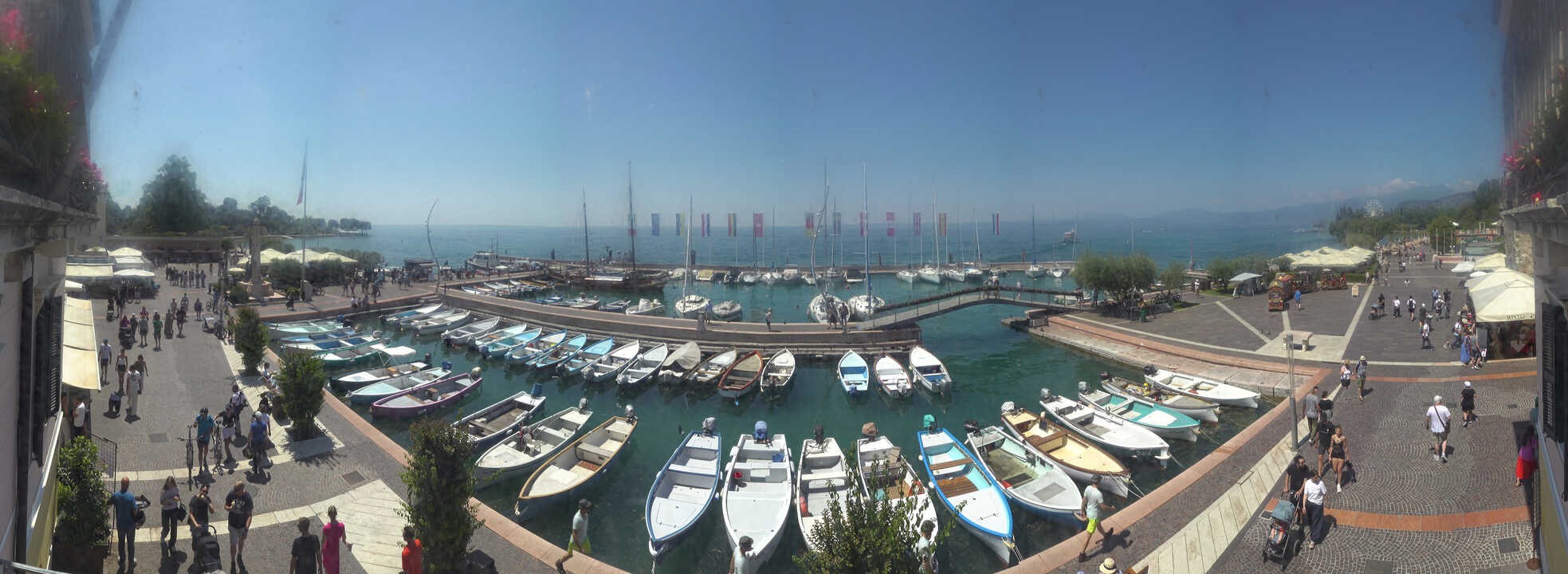 Archived image Webcam Lago di Garda - Harbour of Bardolino