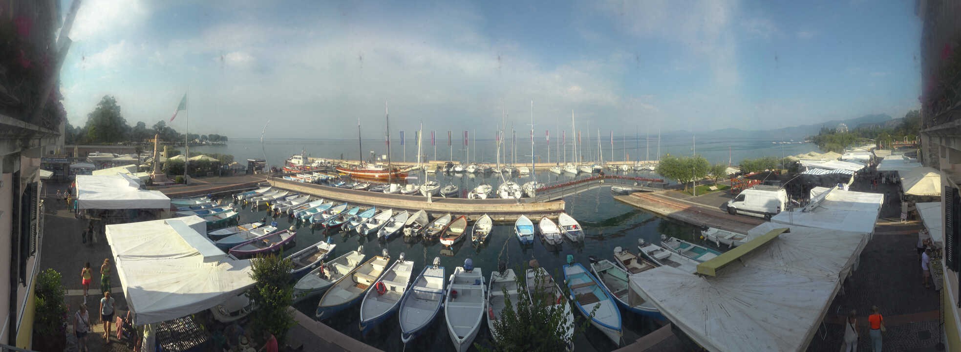 Archived image Webcam Lago di Garda - Harbour of Bardolino