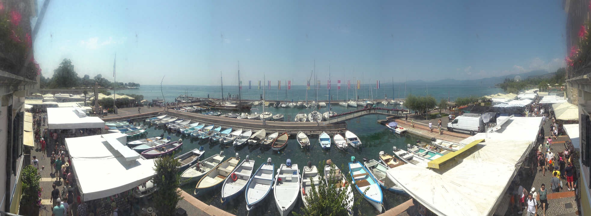 Archived image Webcam Lago di Garda - Harbour of Bardolino