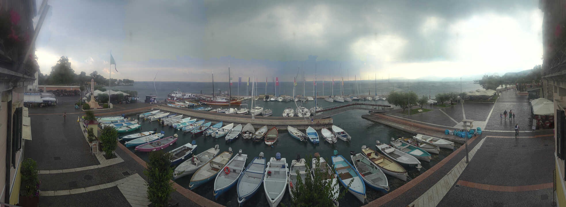 Archived image Webcam Lago di Garda - Harbour of Bardolino