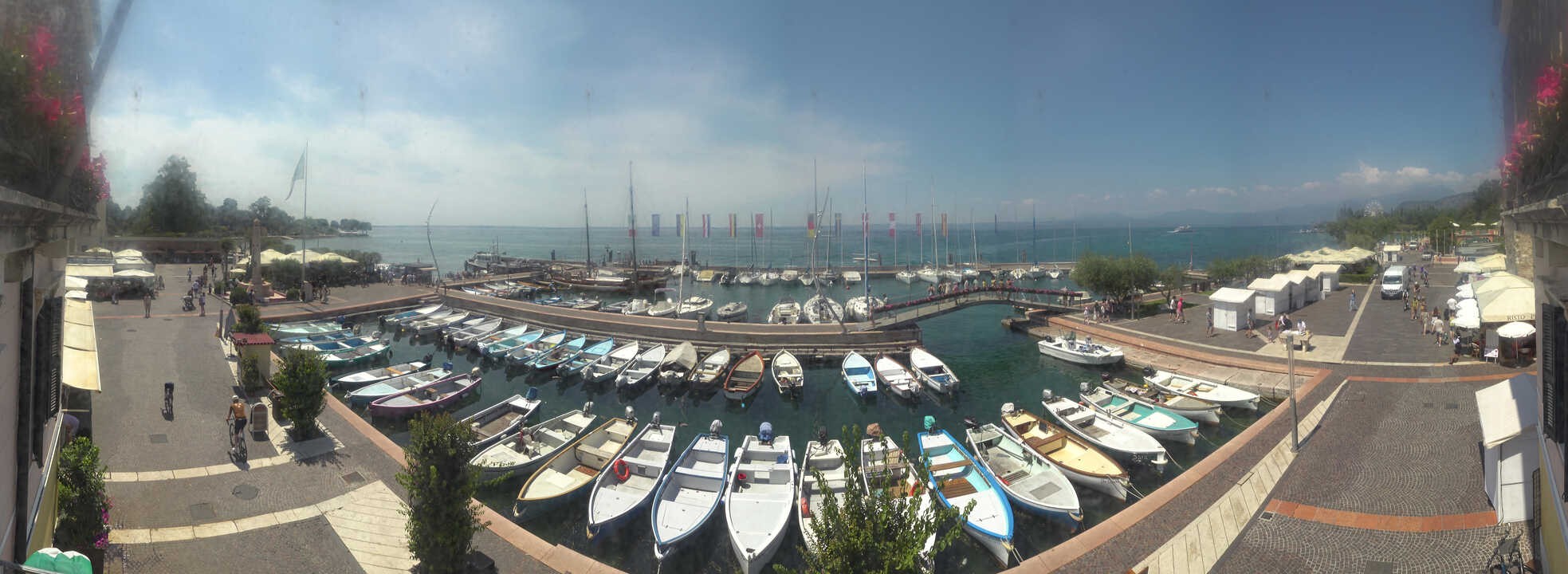 Archiv Foto Webcam Gardasee - Bardolino Hafen