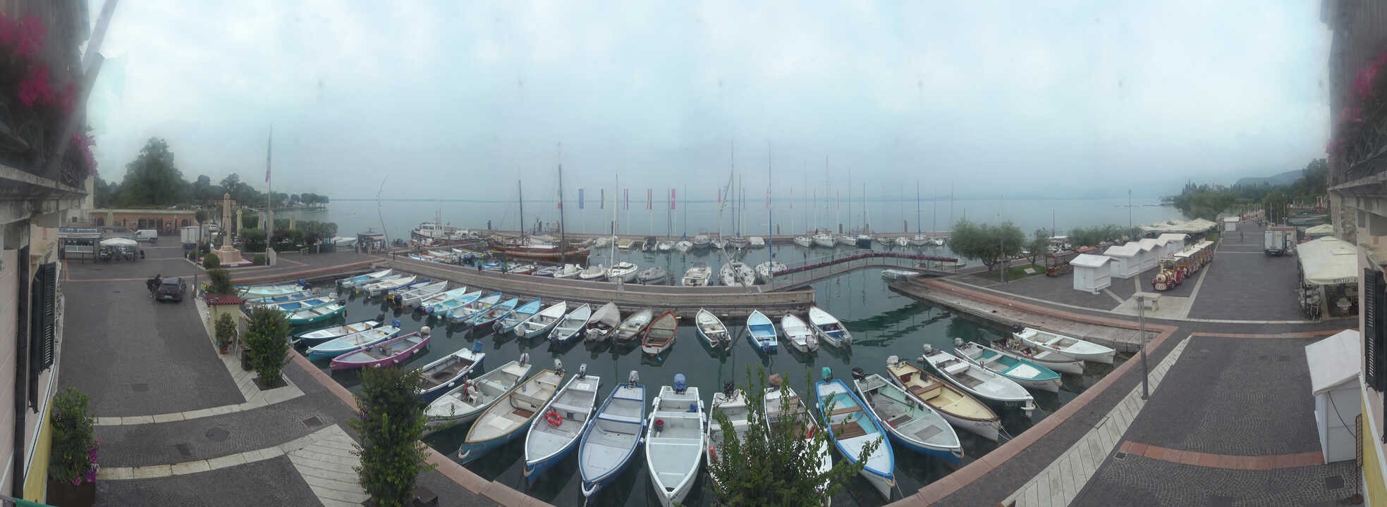 Archiv Foto Webcam Gardasee - Bardolino Hafen