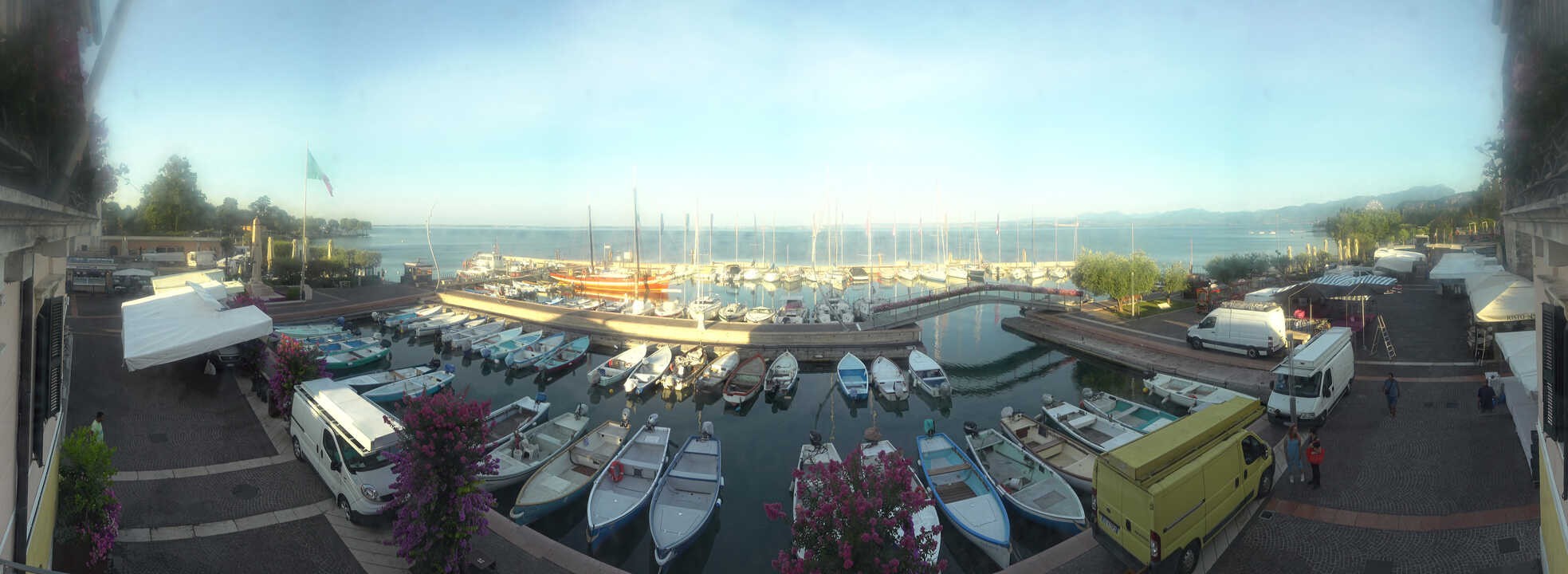 Archiv Foto Webcam Gardasee - Bardolino Hafen