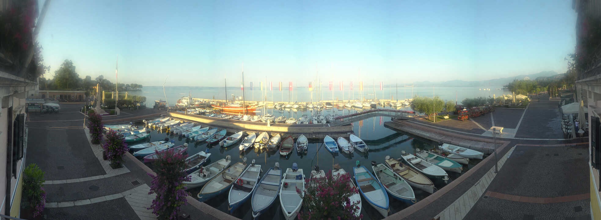 Archived image Webcam Lago di Garda - Harbour of Bardolino