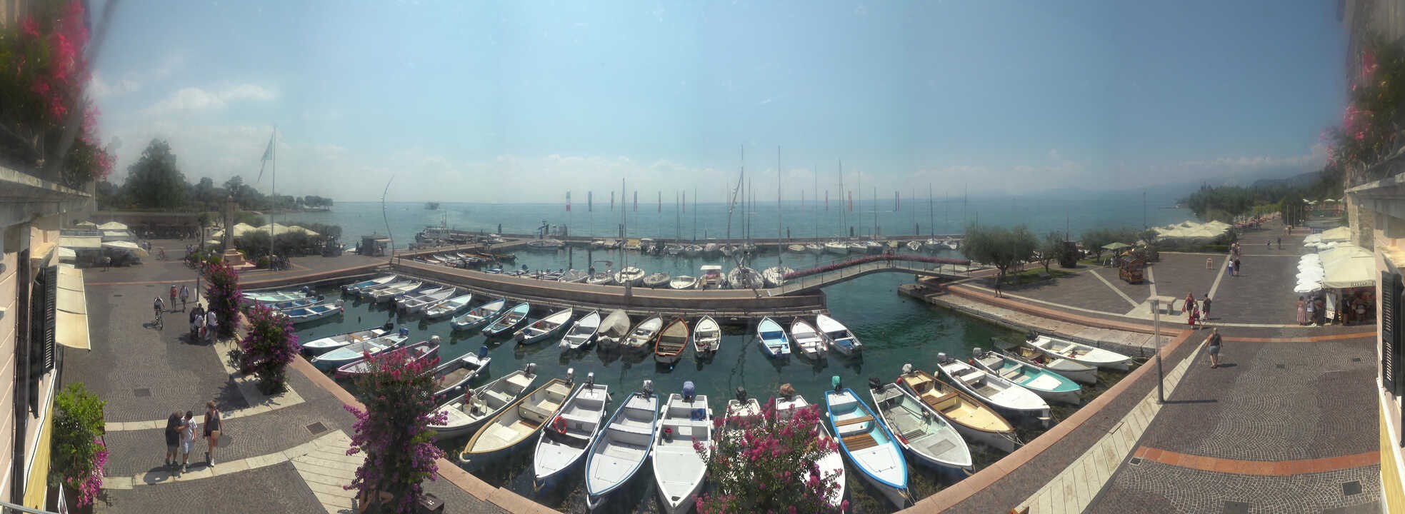 Archived image Webcam Lago di Garda - Harbour of Bardolino