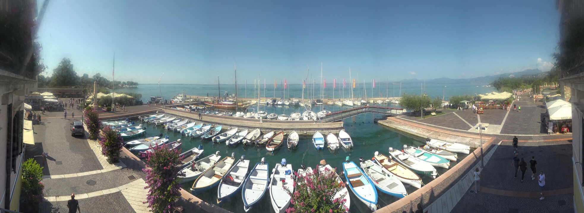 Archiv Foto Webcam Gardasee - Bardolino Hafen