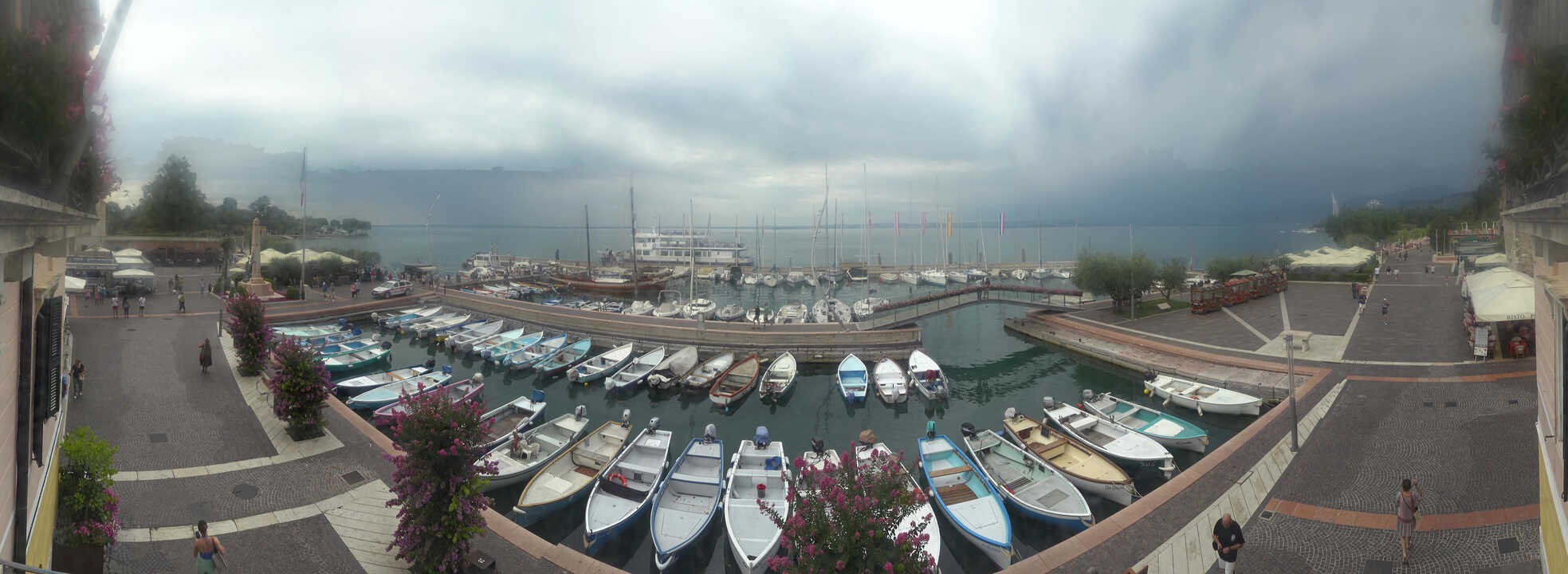 Archiv Foto Webcam Gardasee - Bardolino Hafen