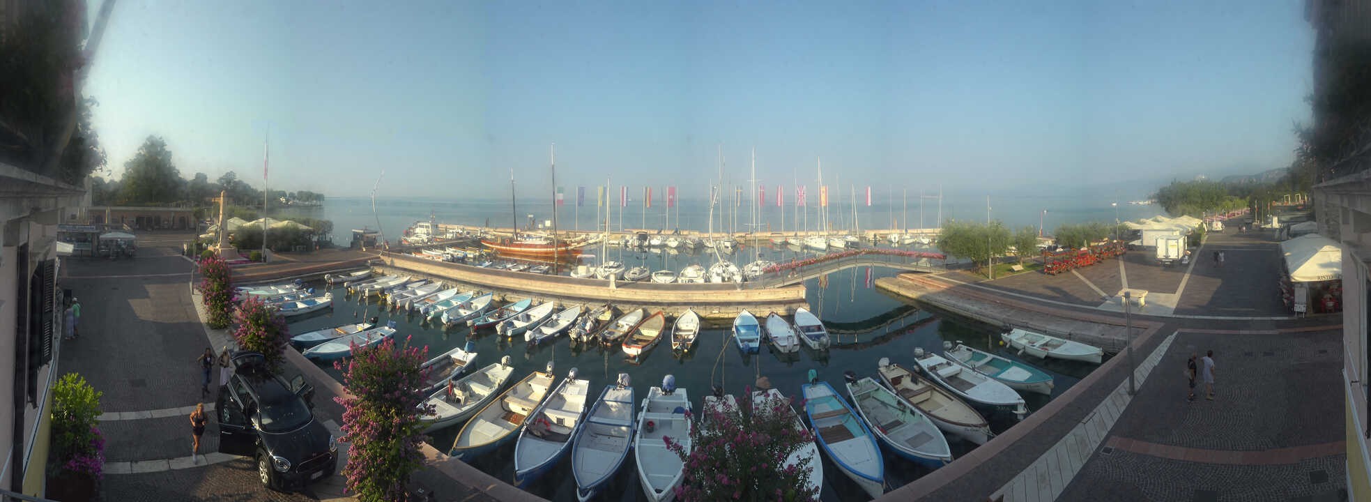 Archiv Foto Webcam Gardasee - Bardolino Hafen