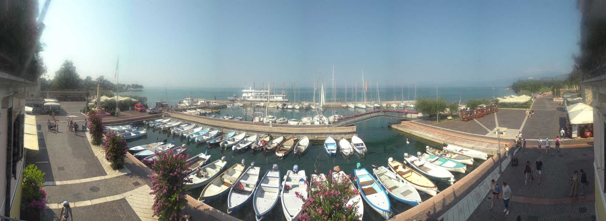 Archiv Foto Webcam Gardasee - Bardolino Hafen