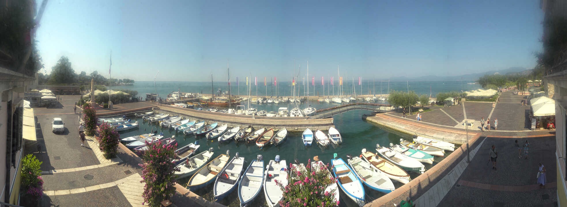 Archiv Foto Webcam Gardasee - Bardolino Hafen