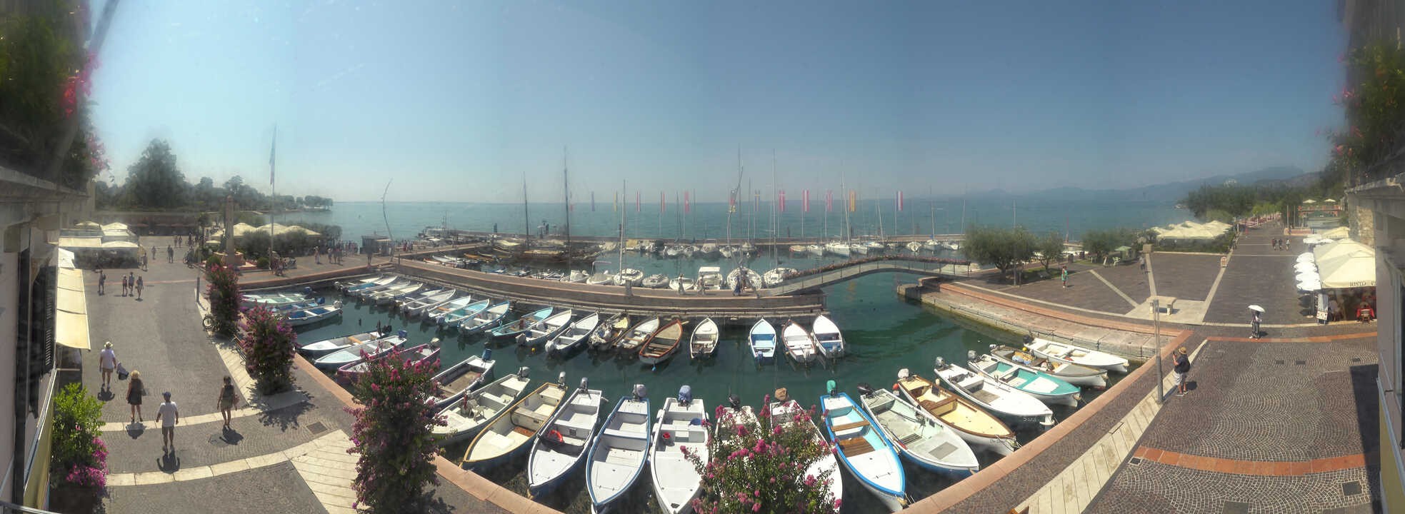 Archiv Foto Webcam Gardasee - Bardolino Hafen