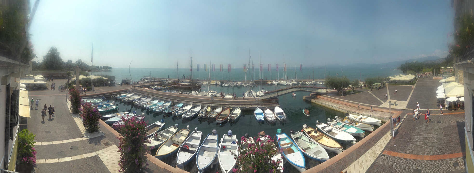 Archiv Foto Webcam Gardasee - Bardolino Hafen
