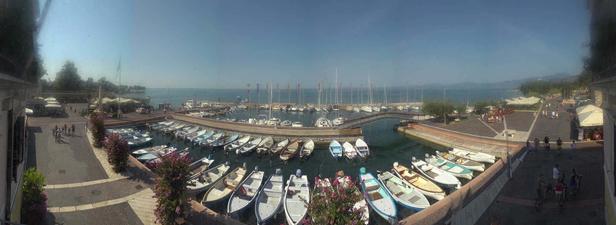 Archiv Foto Webcam Gardasee - Bardolino Hafen