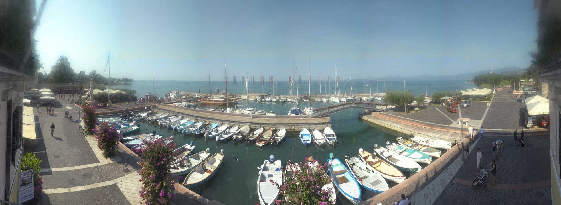 Archiv Foto Webcam Gardasee - Bardolino Hafen