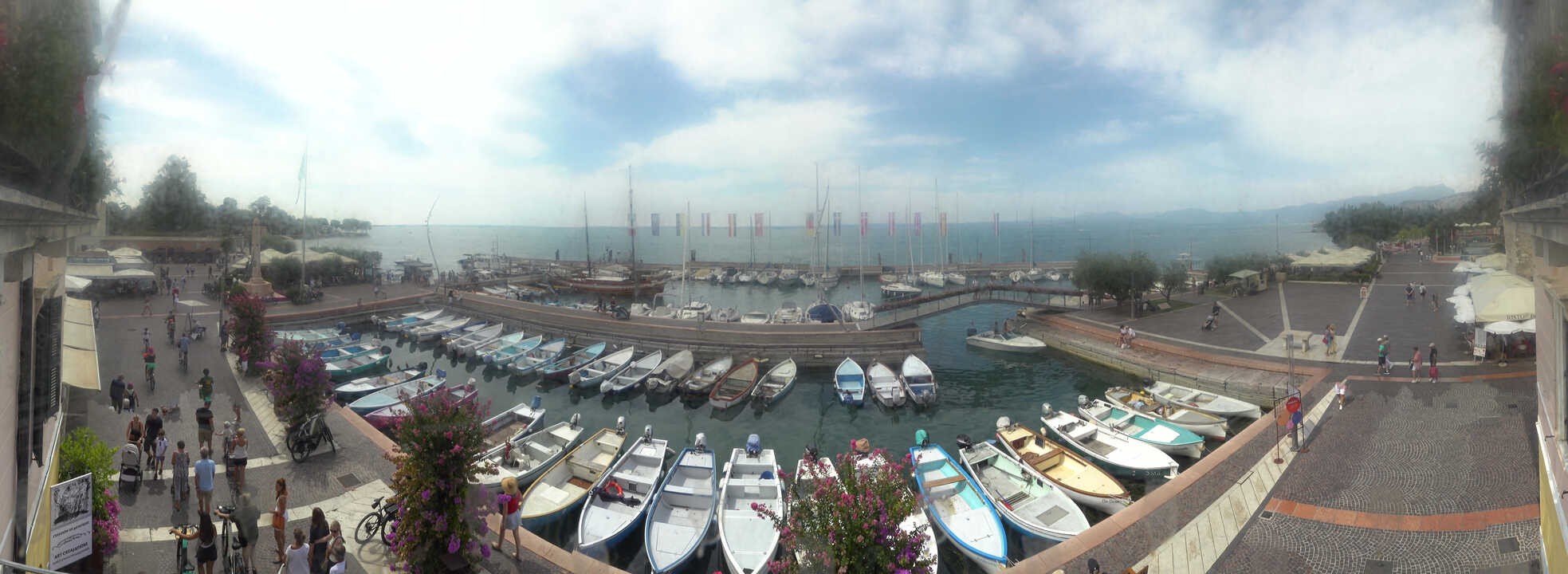 Archiv Foto Webcam Gardasee - Bardolino Hafen