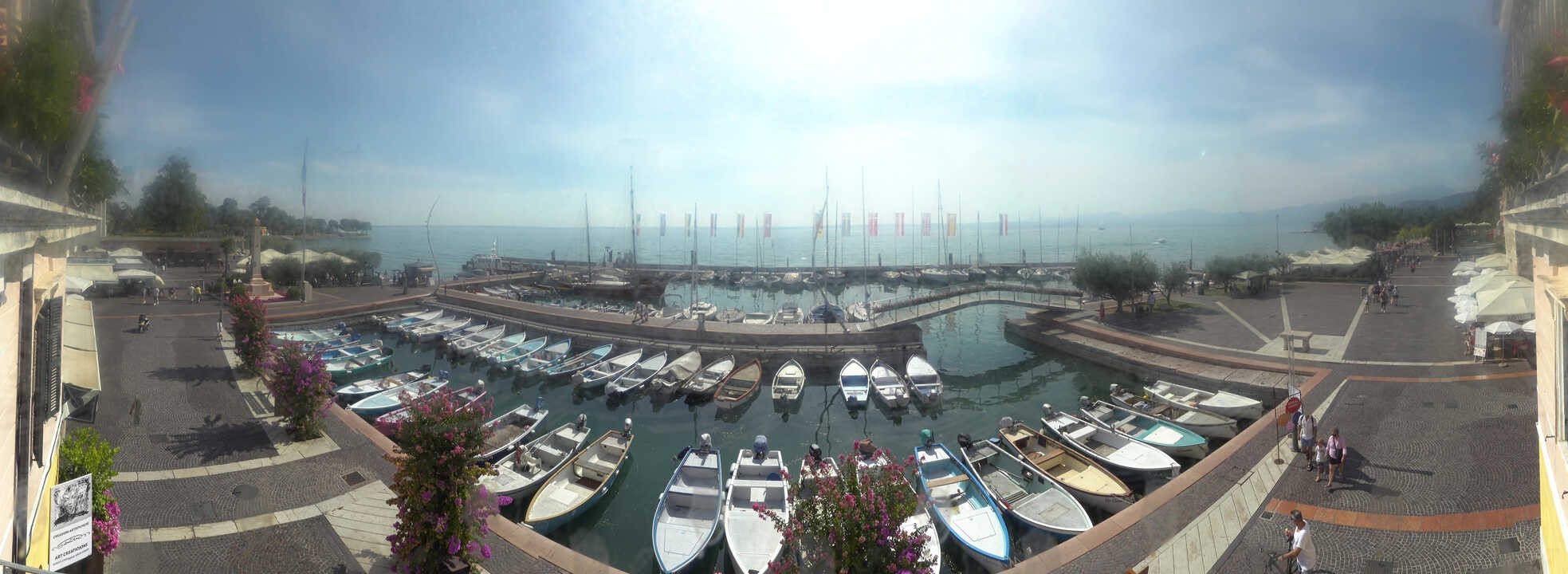Archiv Foto Webcam Gardasee - Bardolino Hafen