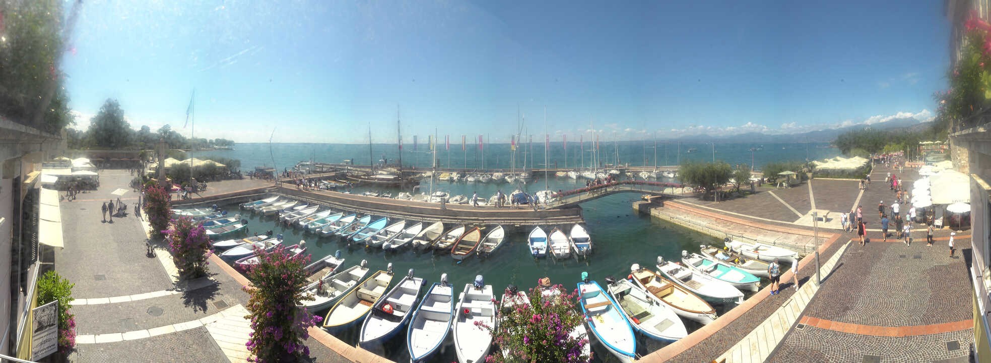 Archiv Foto Webcam Gardasee - Bardolino Hafen