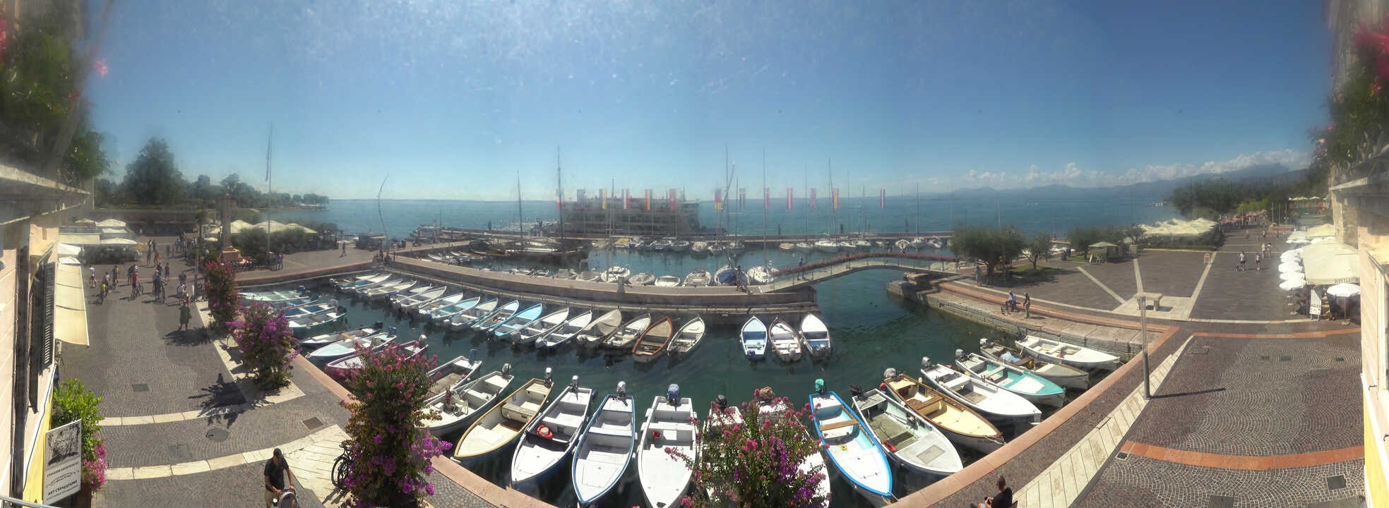 Archiv Foto Webcam Gardasee - Bardolino Hafen