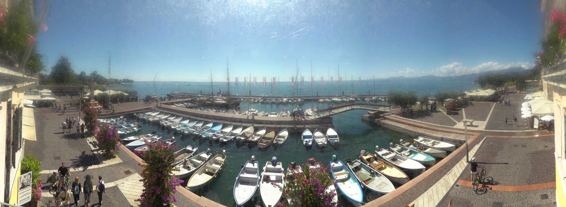 Archiv Foto Webcam Gardasee - Bardolino Hafen