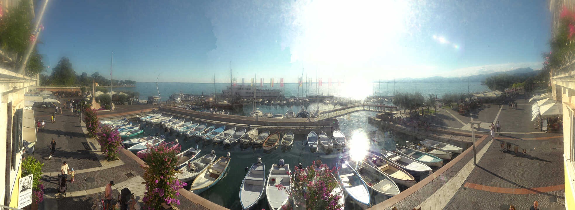 Archiv Foto Webcam Gardasee - Bardolino Hafen
