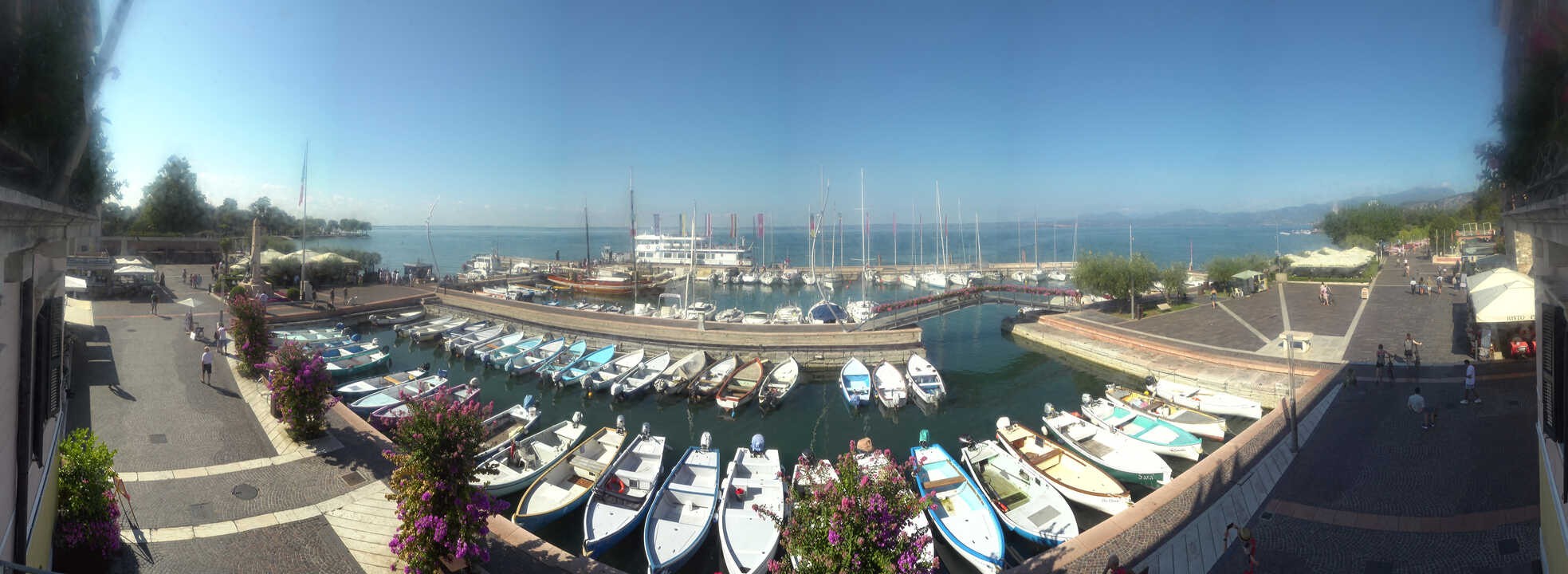Archiv Foto Webcam Gardasee - Bardolino Hafen