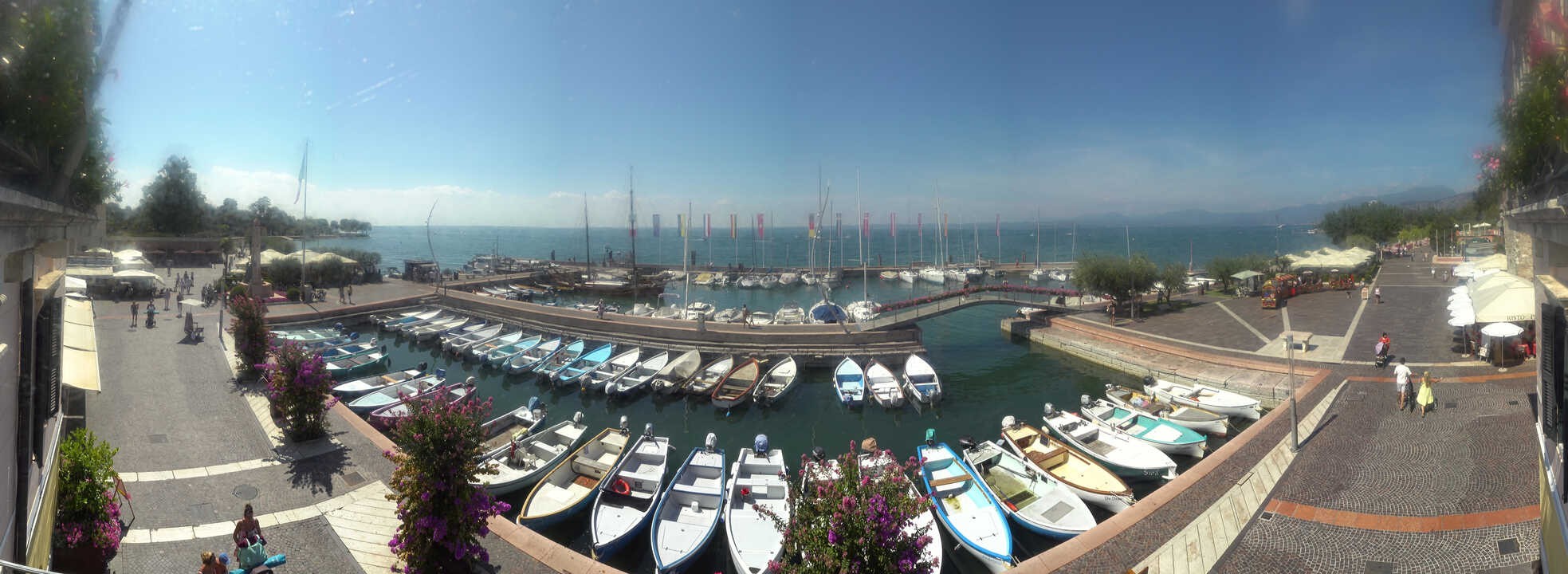 Archiv Foto Webcam Gardasee - Bardolino Hafen