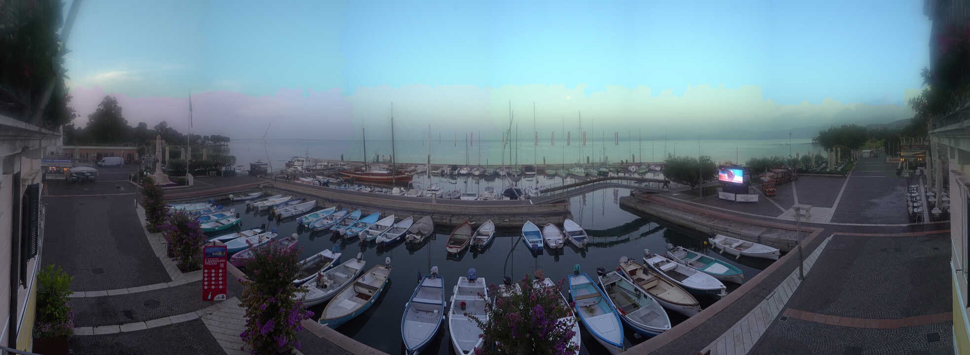 Archived image Webcam Lago di Garda - Harbour of Bardolino