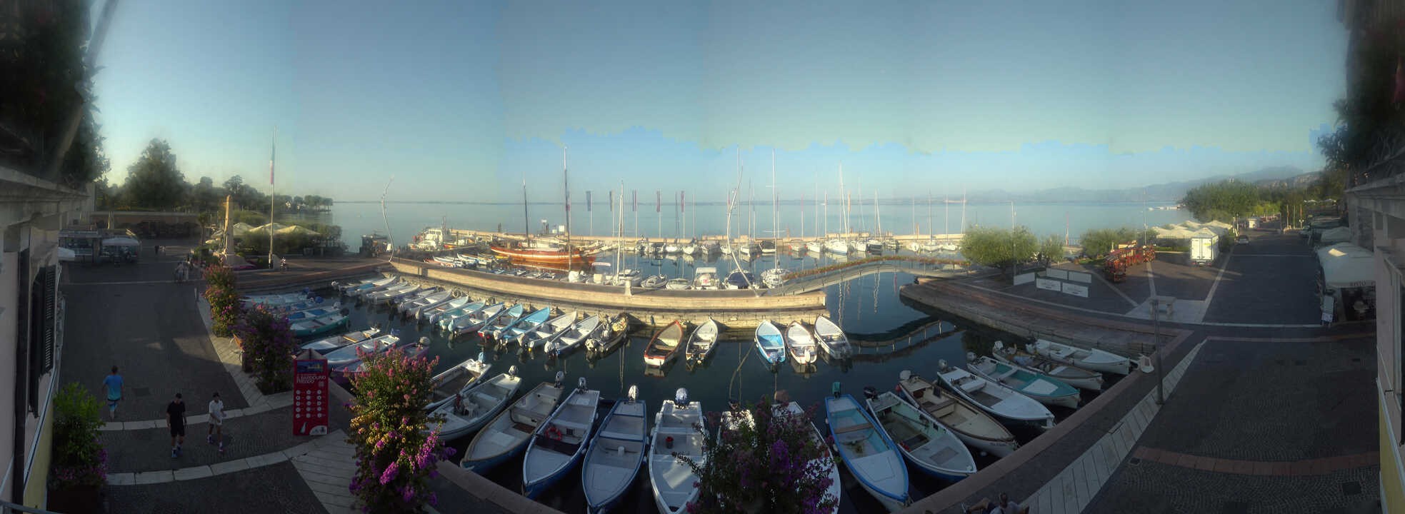 Archived image Webcam Lago di Garda - Harbour of Bardolino