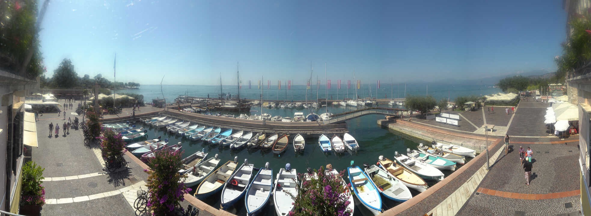 Archived image Webcam Lago di Garda - Harbour of Bardolino