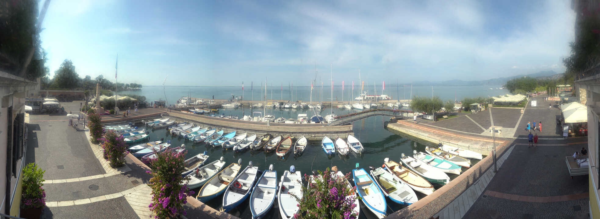 Archiv Foto Webcam Gardasee - Bardolino Hafen