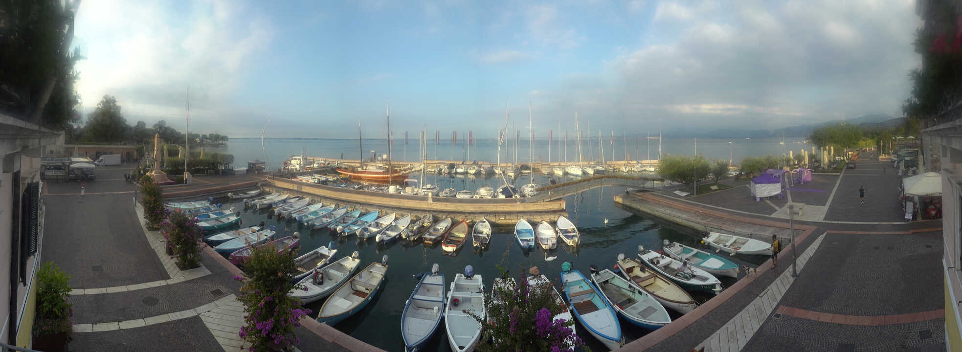 Archiv Foto Webcam Gardasee - Bardolino Hafen