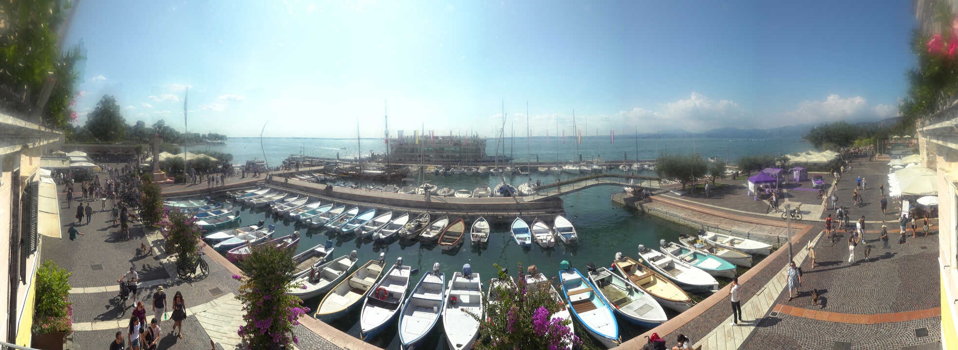 Archiv Foto Webcam Gardasee - Bardolino Hafen
