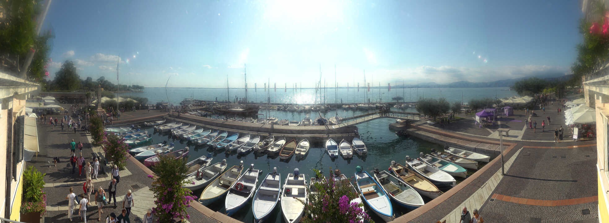 Archiv Foto Webcam Gardasee - Bardolino Hafen