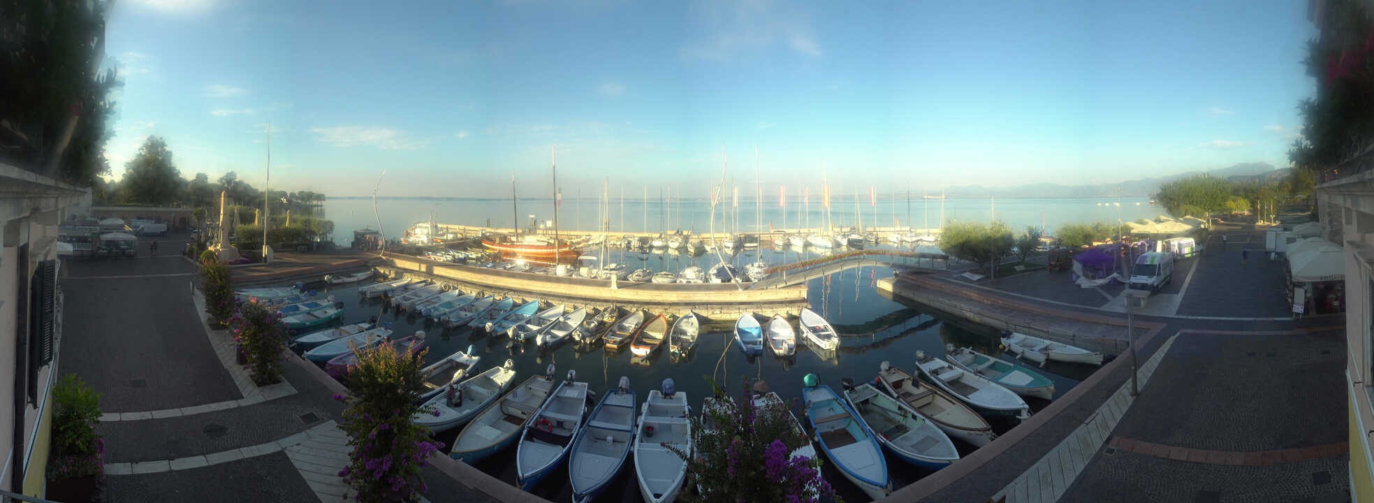 Archiv Foto Webcam Gardasee - Bardolino Hafen