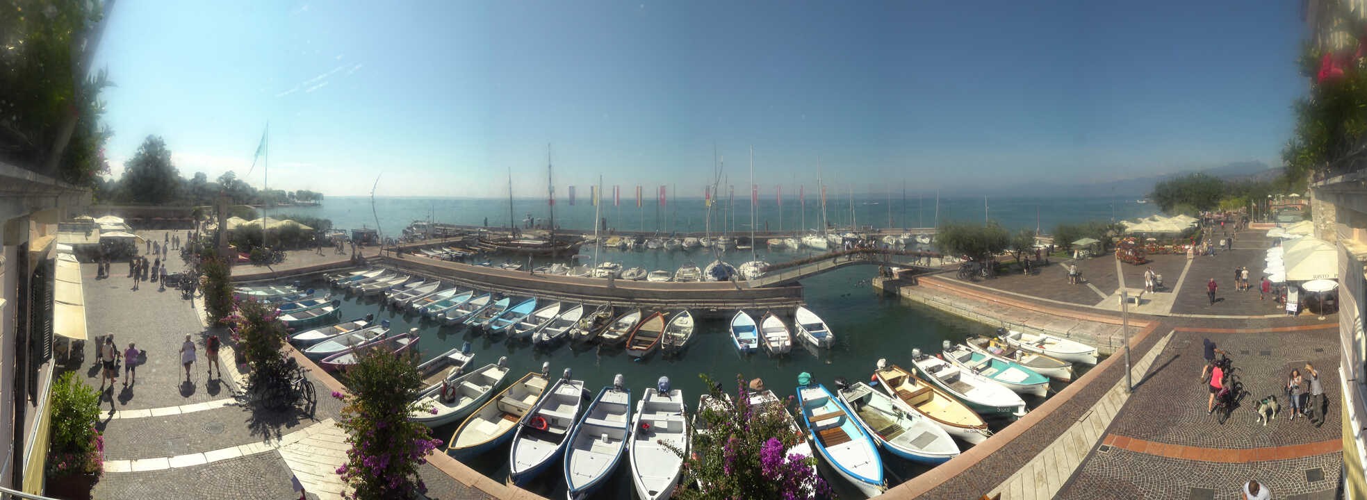 Archiv Foto Webcam Gardasee - Bardolino Hafen