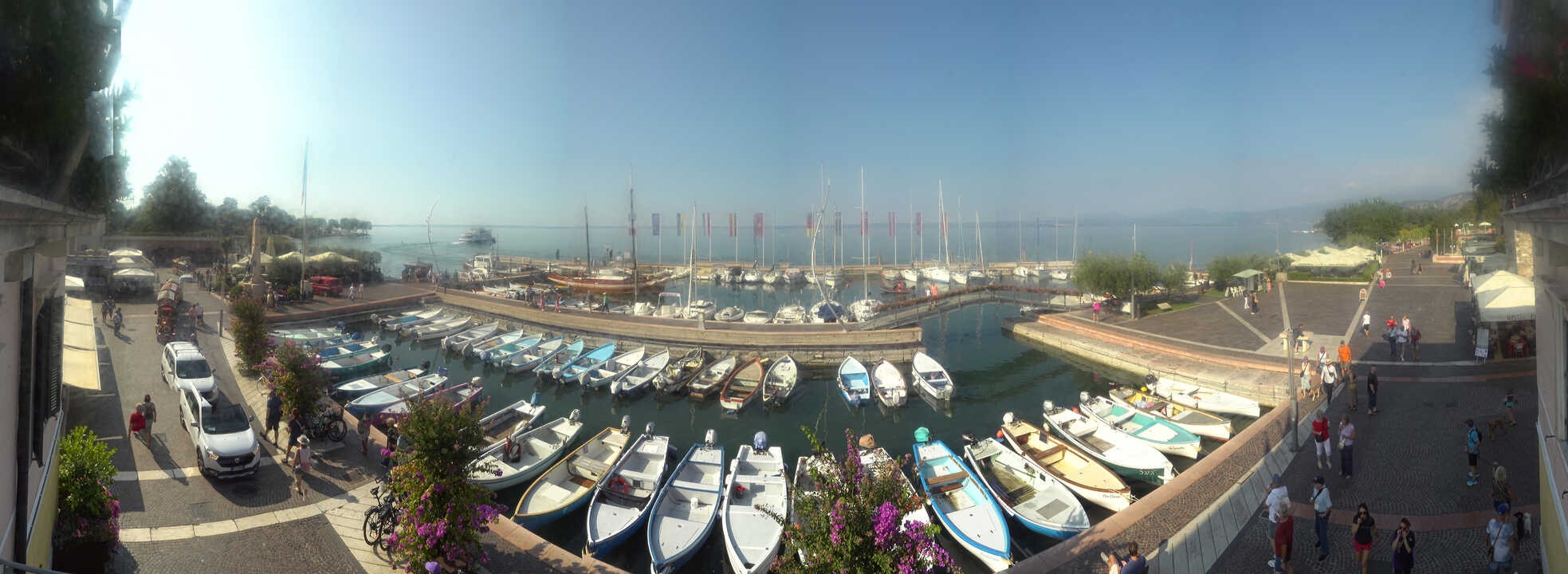 Archiv Foto Webcam Gardasee - Bardolino Hafen