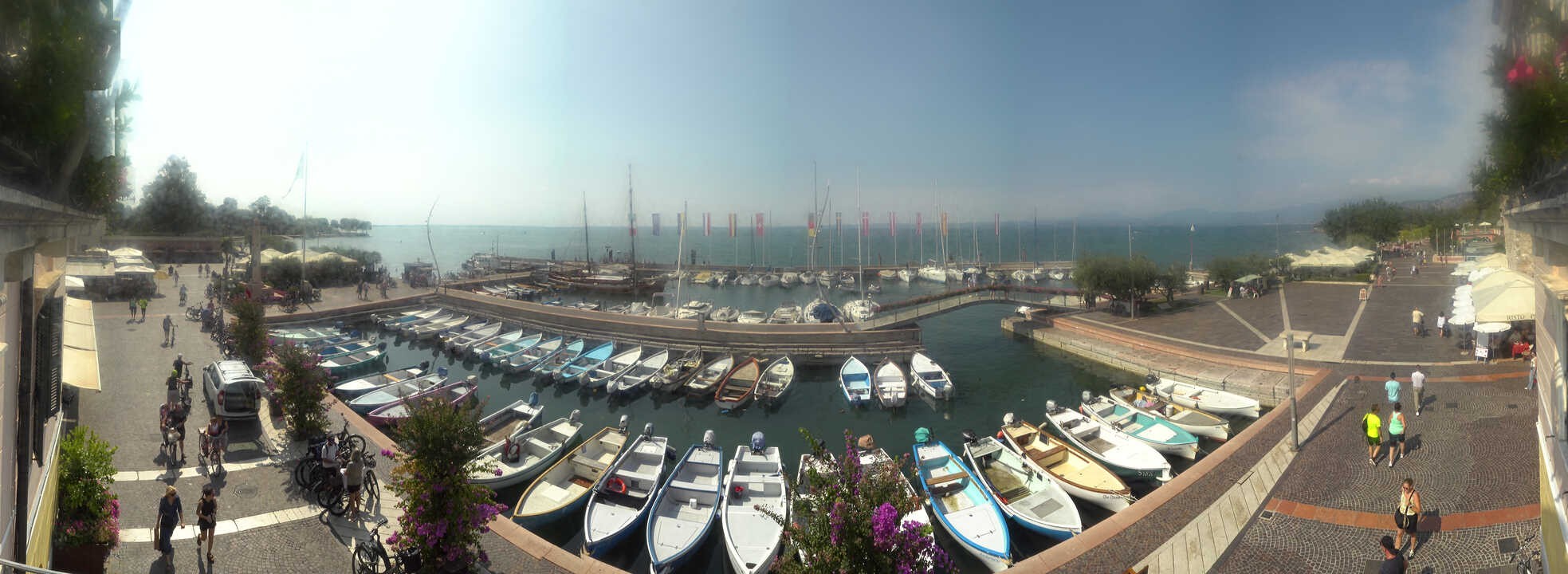 Archiv Foto Webcam Gardasee - Bardolino Hafen