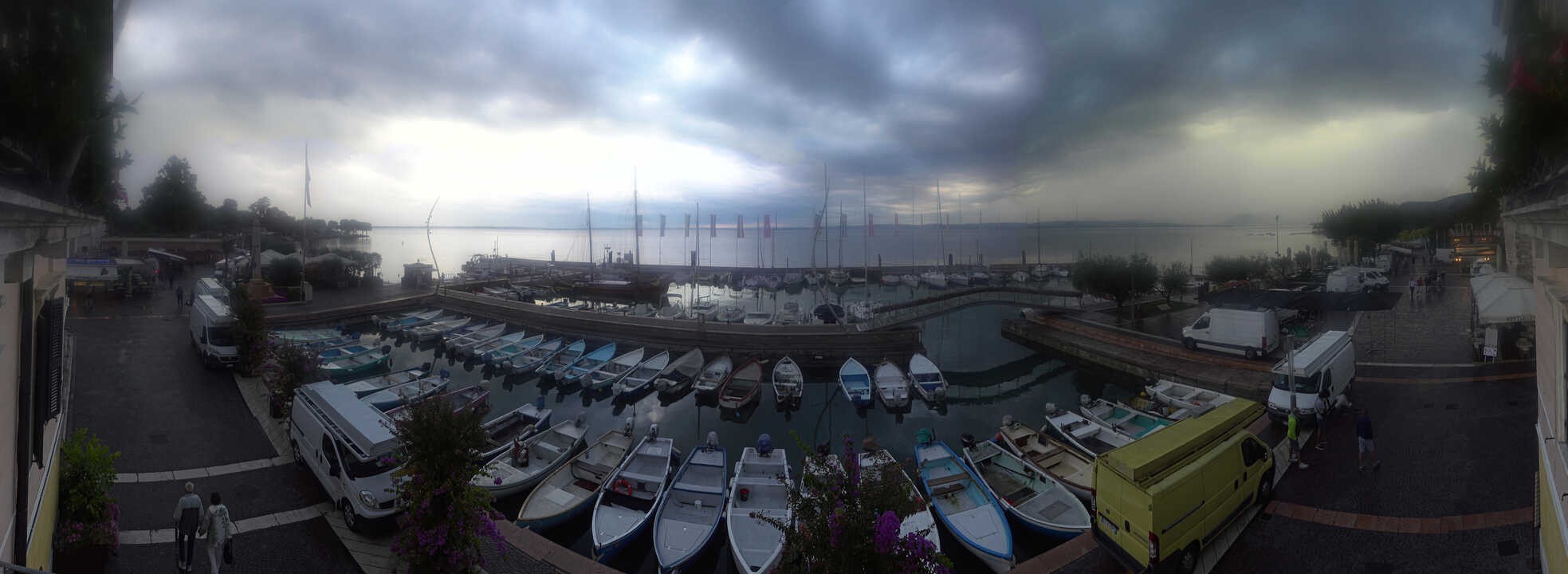 Archiv Foto Webcam Gardasee - Bardolino Hafen