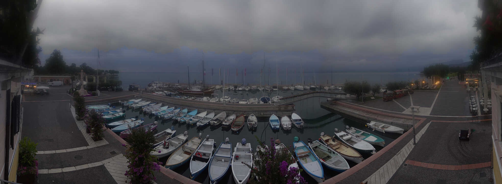 Archived image Webcam Lago di Garda - Harbour of Bardolino