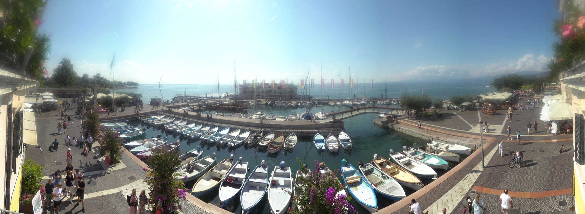 Archived image Webcam Lago di Garda - Harbour of Bardolino