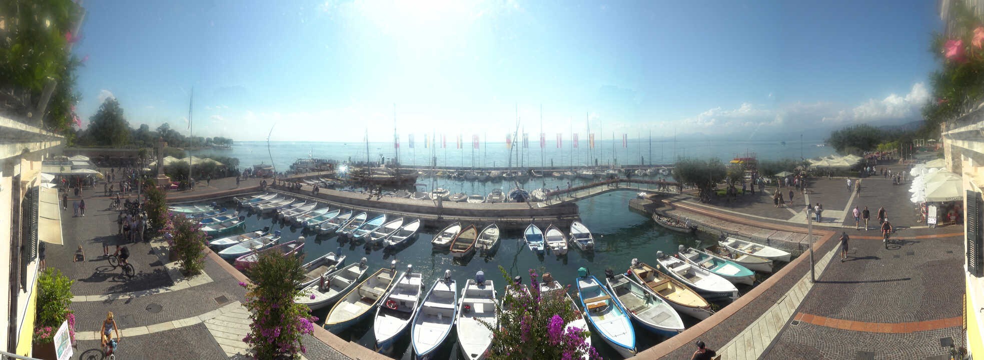 Archived image Webcam Lago di Garda - Harbour of Bardolino